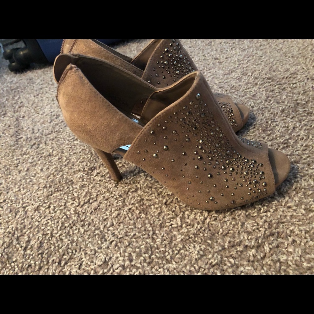 Women’s taupe peep toe booties